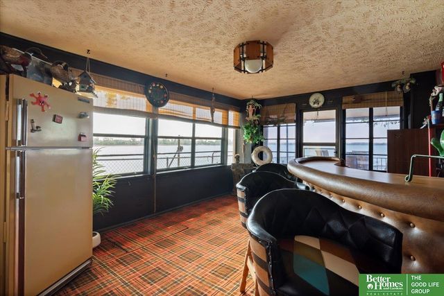 40 Pickard Lane, Council Bluffs, IA 51501