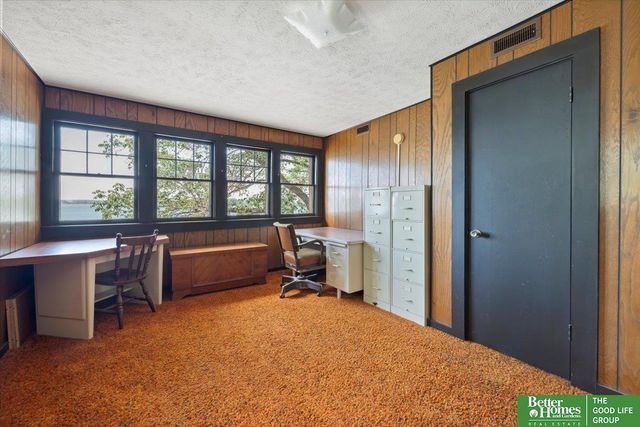 40 Pickard Lane, Council Bluffs, IA 51501