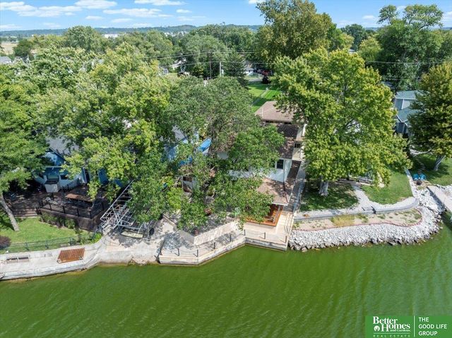 40 Pickard Lane, Council Bluffs, IA 51501