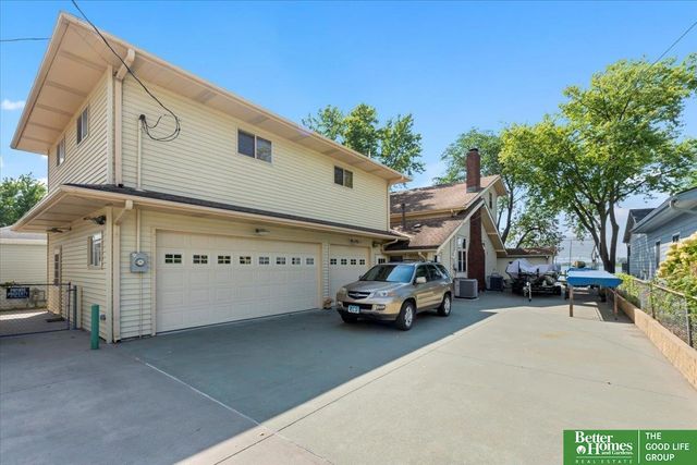 40 Pickard Lane, Council Bluffs, IA 51501