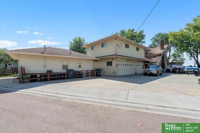 40 Pickard Lane, Council Bluffs, IA 51501