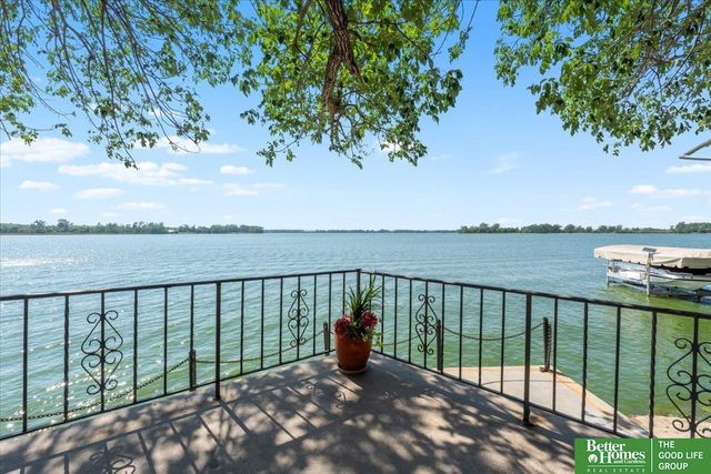 40 Pickard Lane, Council Bluffs, IA 51501