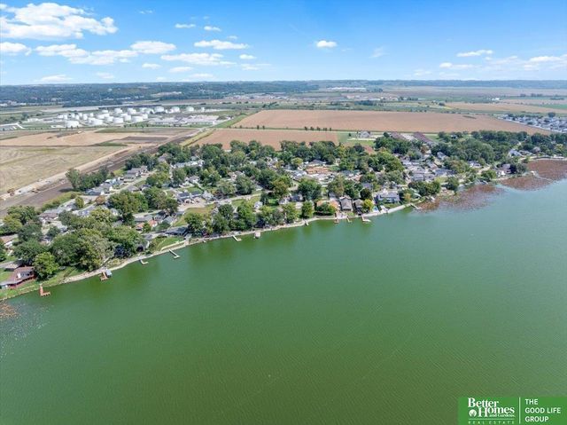 40 Pickard Lane, Council Bluffs, IA 51501