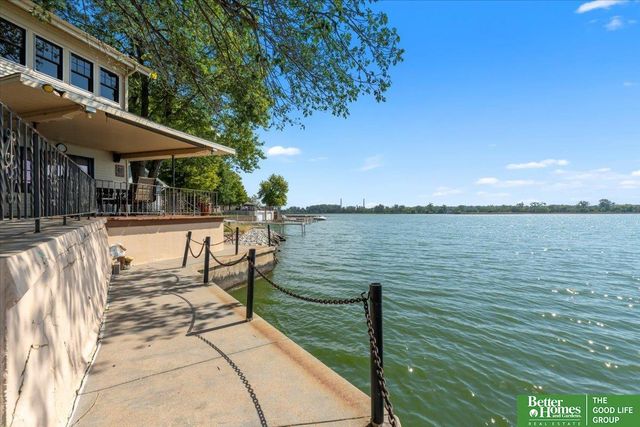 40 Pickard Lane, Council Bluffs, IA 51501