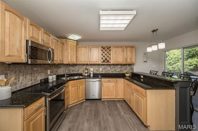 13067 Midfield Terrace, Unincorporated, MO 63146