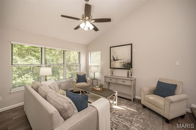 13067 Midfield Terrace, Unincorporated, MO 63146