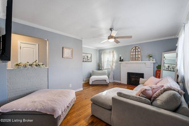 8611 Claudia Dr, Louisville, KY 40219