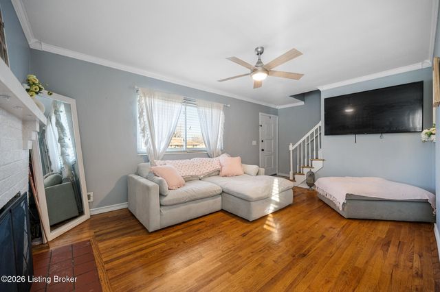 8611 Claudia Dr, Louisville, KY 40219