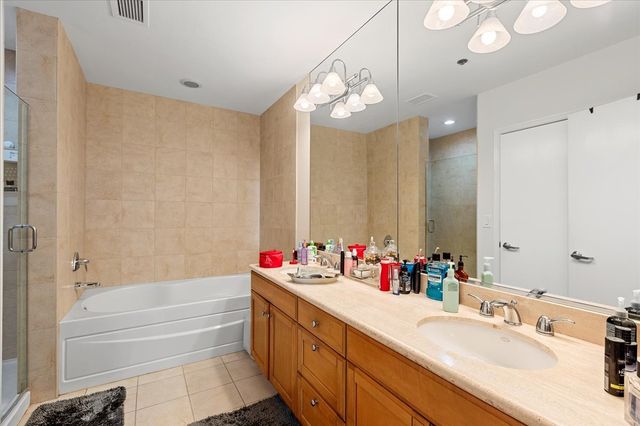 1335 S Prairie Avenue 706, Chicago, IL 60605