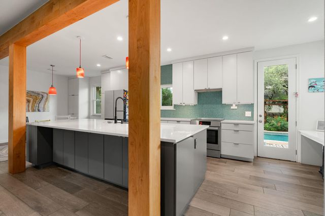 1516 Garnaas DR, Austin, TX 78758