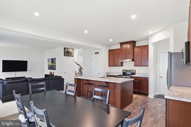 230 SENTIR WAY, Clayton, DE 19938