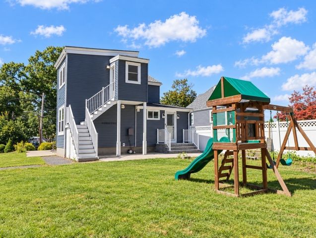 10 Oak St 1, Saugus, MA 01906
