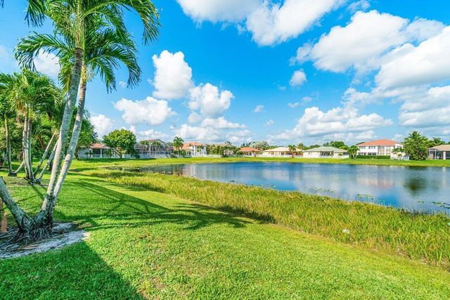 11750 Osprey Pointe Circle, Wellington, FL 33449