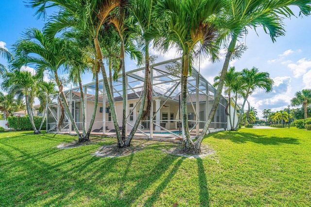11750 Osprey Pointe Circle, Wellington, FL 33449