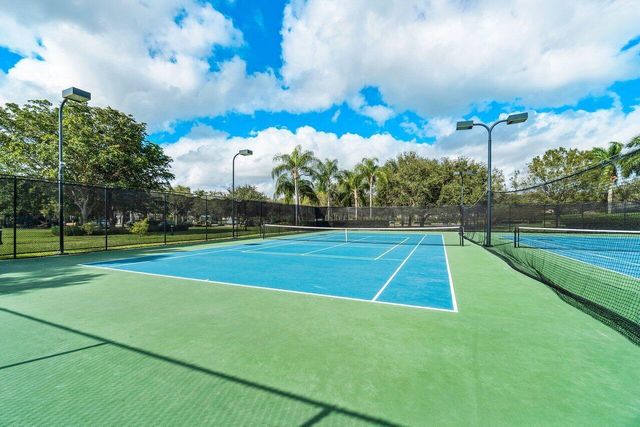 11750 Osprey Pointe Circle, Wellington, FL 33449