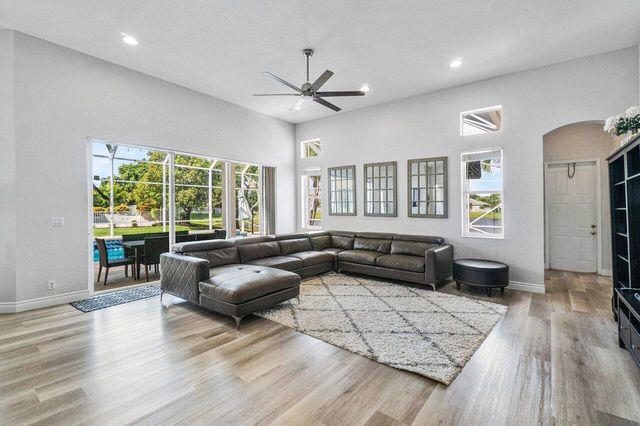 11750 Osprey Pointe Circle, Wellington, FL 33449