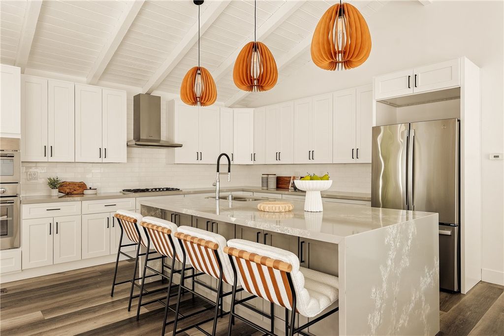702 1/2 Acacia Avenue, Corona Del Mar, CA 92625 — photo 2
