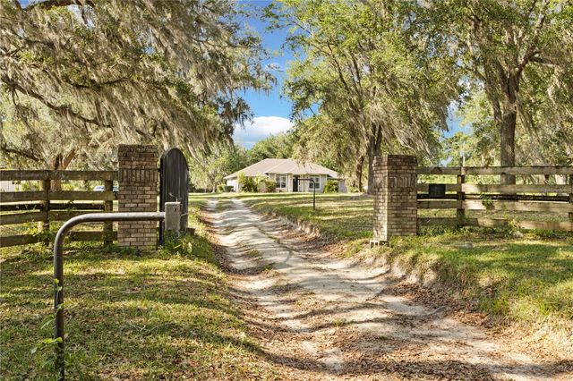19328 SW 58TH PLACE, Archer, FL 32618