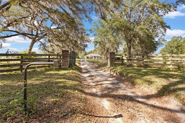 19328 SW 58TH PLACE, Archer, FL 32618
