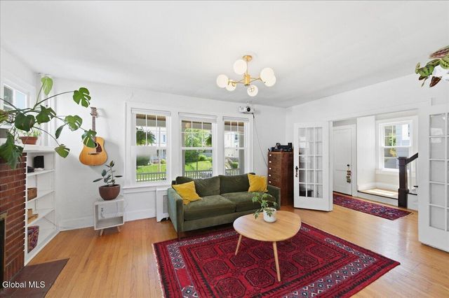 42 Brookline Avenue, Albany, NY 12203