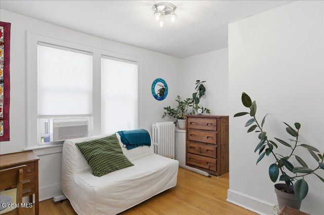 42 Brookline Avenue, Albany, NY 12203