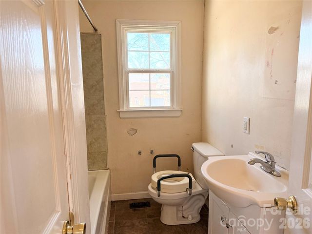 101 Morning Glory Avenue, Belmont, NC 28012