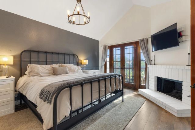 984 S Rim Crest Dr 7, Anaheim, CA 92807