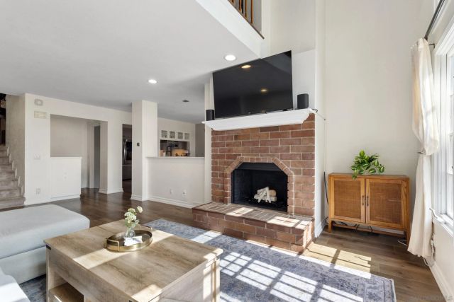 984 S Rim Crest Dr 7, Anaheim, CA 92807