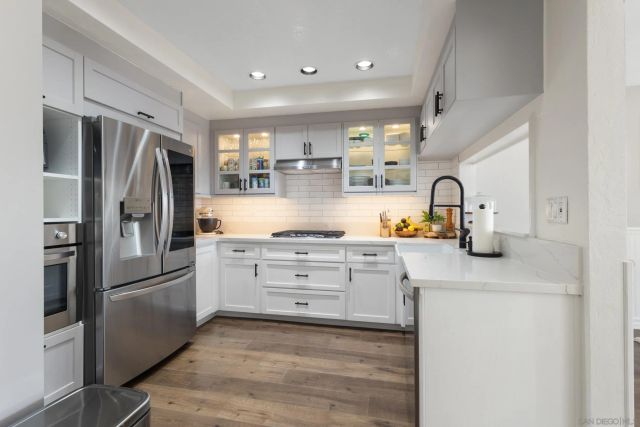 984 S Rim Crest Dr 7, Anaheim, CA 92807