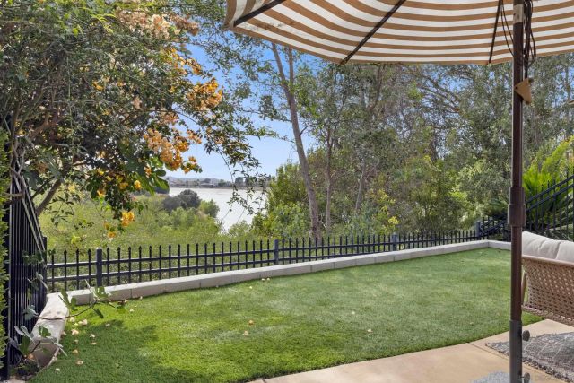984 S Rim Crest Dr 7, Anaheim, CA 92807