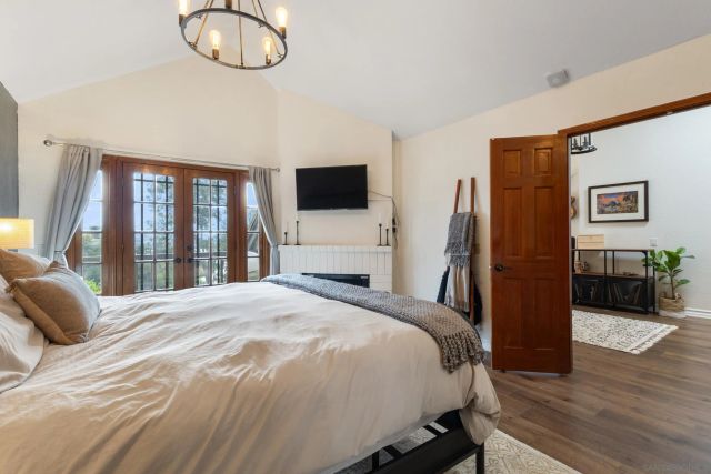 984 S Rim Crest Dr 7, Anaheim, CA 92807