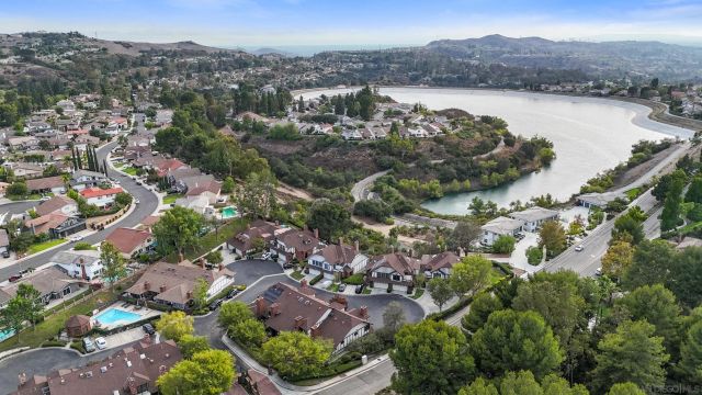 984 S Rim Crest Dr 7, Anaheim, CA 92807