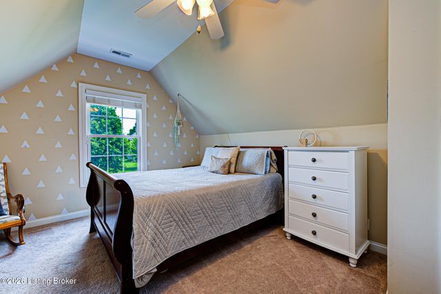 9019 Geneva Cir, Prospect, KY 40059