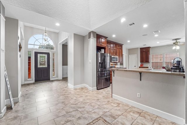 2424 Piney Woods Drive, Pearland, TX 77581