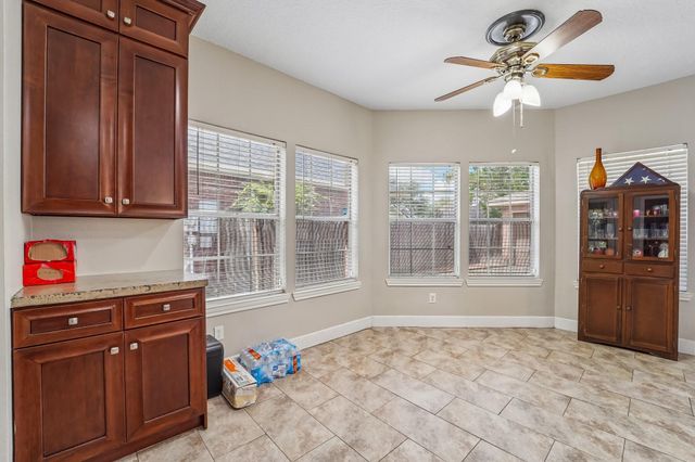 2424 Piney Woods Drive, Pearland, TX 77581