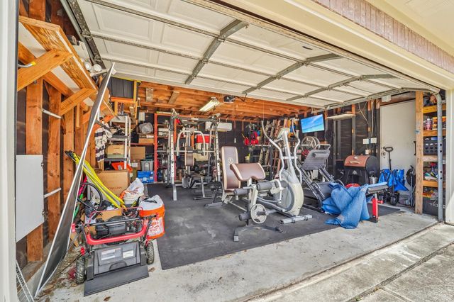 2424 Piney Woods Drive, Pearland, TX 77581