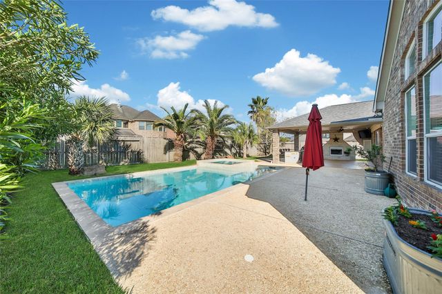 28322 Wild Mustang Lane, Fulshear, TX 77441