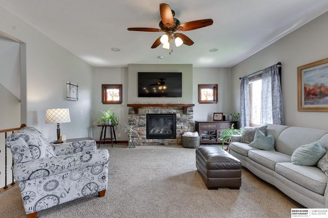 6512 S 173rd Avenue, Omaha, NE 68135