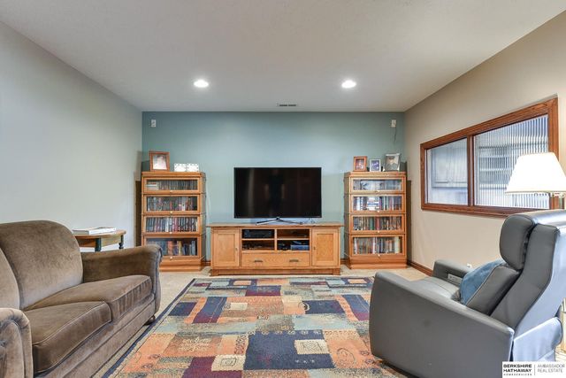 6512 S 173rd Avenue, Omaha, NE 68135