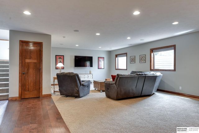 6512 S 173rd Avenue, Omaha, NE 68135