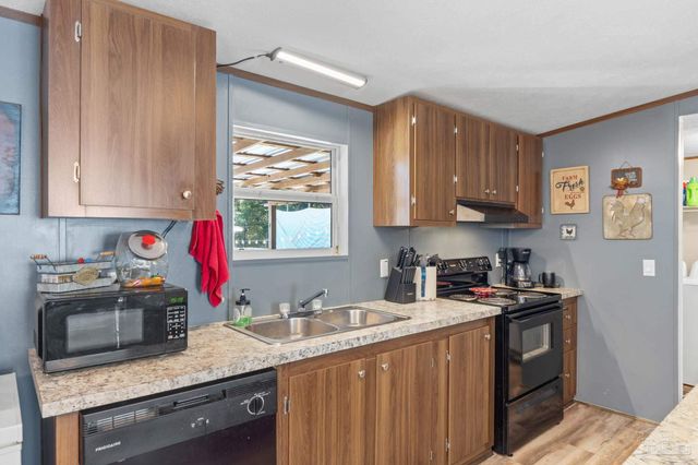 8680 John Hamm Rd, Milton, FL 32583