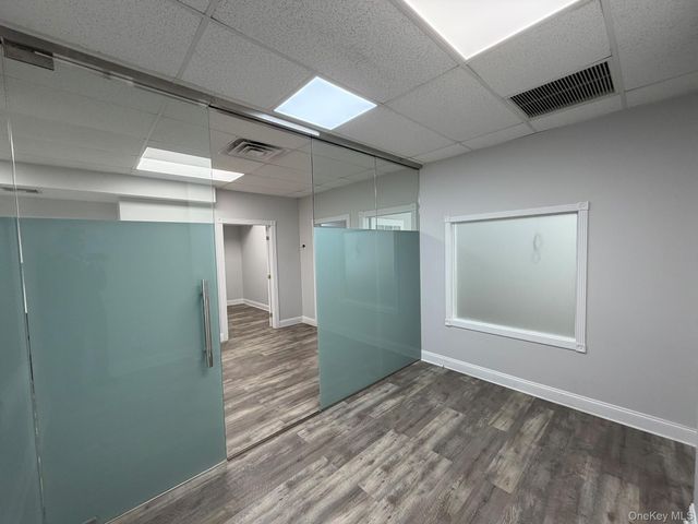 213-33 39th Avenue 340, Bayside, NY 11361