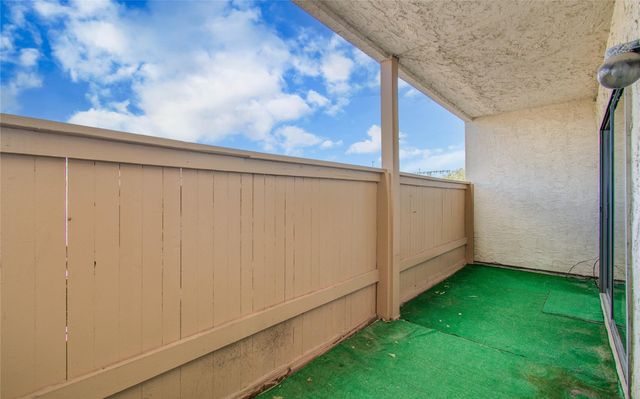 8431 Hearth Drive 1, Houston, TX 77054