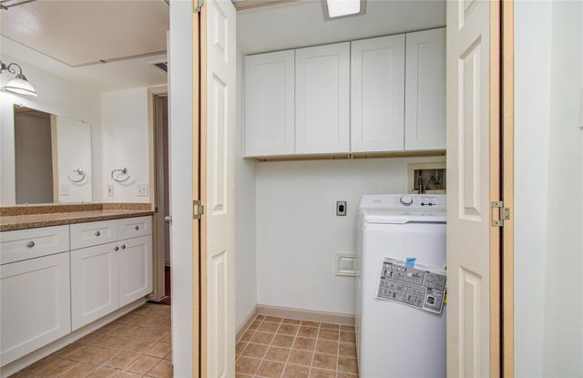 8431 Hearth Drive 1, Houston, TX 77054