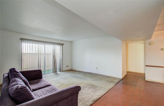 8431 Hearth Drive 1, Houston, TX 77054