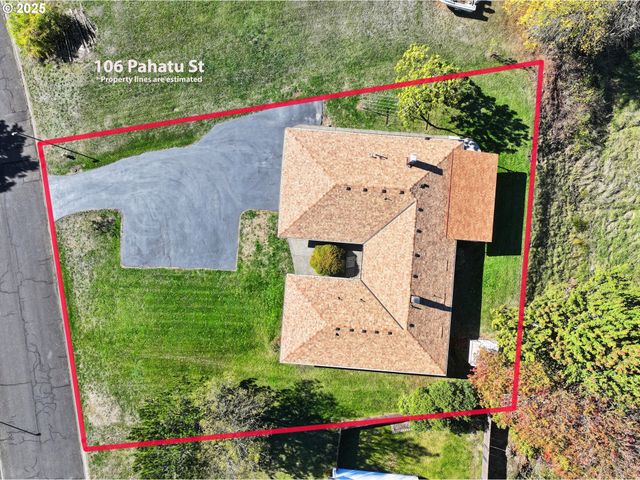 106 PAHATU St, North Bonneville, WA 98639