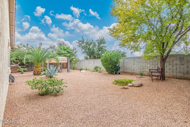 11752 N 165TH Avenue, Surprise, AZ 85388