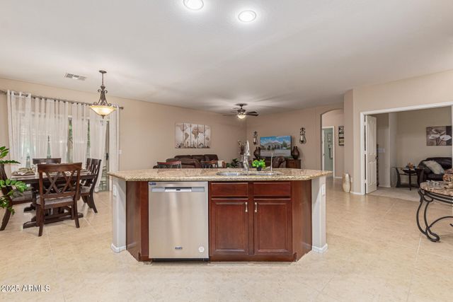 11752 N 165TH Avenue, Surprise, AZ 85388