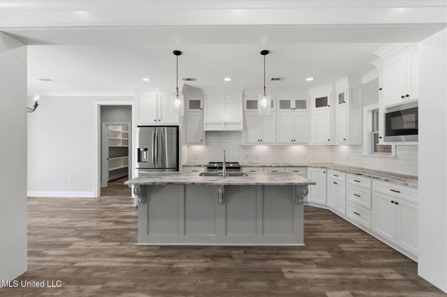 210 W Black Creek Road, Sumrall, MS 39482