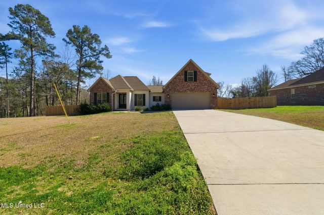 210 W Black Creek Road, Sumrall, MS 39482